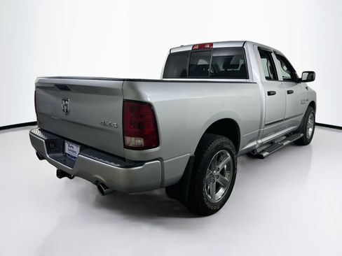 Used 2017 RAM 1500 Express w/ Express Value Package AWD/4WD image 5