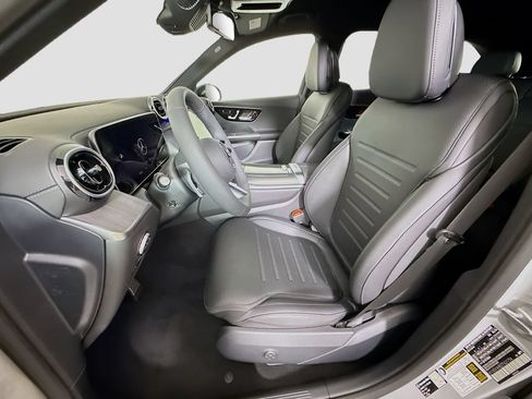 New 2026 Mercedes-Benz GLC 300 4MATIC image 21