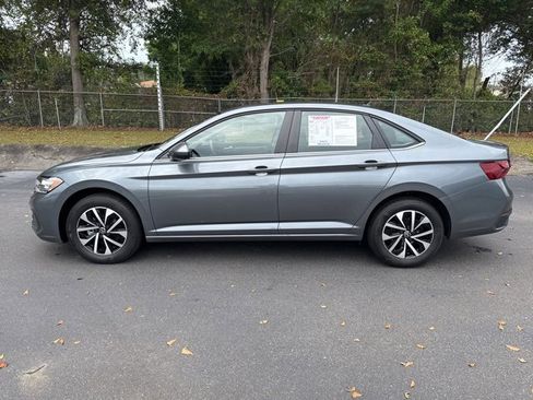 Used 2024 Volkswagen Jetta S image 2