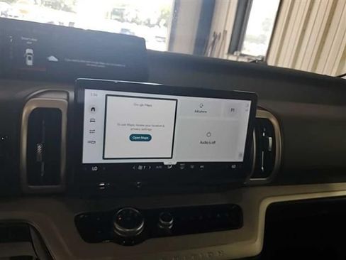 Used 2025 Ford Expedition Max Active AWD/4WD image 5
