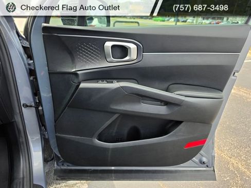 Used 2021 Kia Sorento S w/ Panoramic Sunroof Package FWD image 43