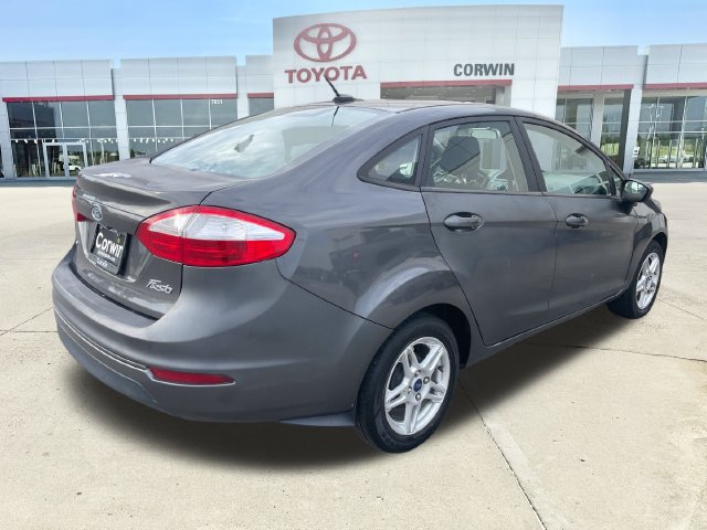 Used 2019 Ford Fiesta SE FWD image 5