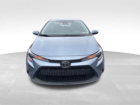 Used 2021 Toyota Corolla LE w/ Carpet Mat Package (TMS) image 9