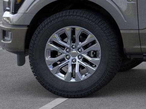 New 2025 Ford F150 King Ranch w/ FX4 Off-Road Package image 19