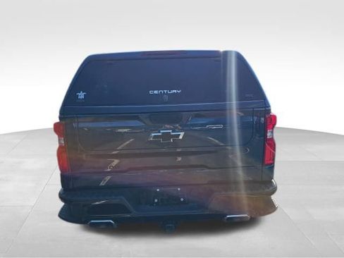 Used 2022 Chevrolet Silverado 1500 LT Trail Boss w/ Protection Package AWD/4WD image 6