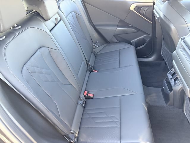 Used 2025 BMW X3 xDrive30i w/ Premium Package AWD/4WD image 13