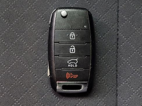 Used 2019 Kia Sorento FWD image 32