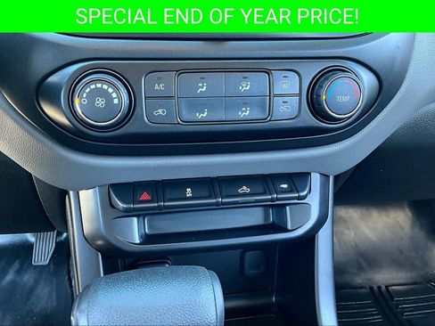 Used 2019 Chevrolet Colorado W/T w/ Custom Special Edition image 15