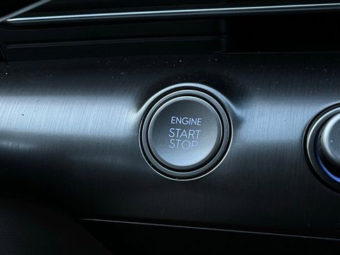 Used 2025 Hyundai Kona SEL image 29