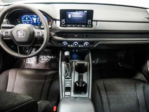 Used 2024 Honda Accord LX image 9