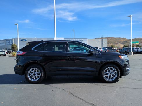 Used 2023 Ford Edge SEL image 2