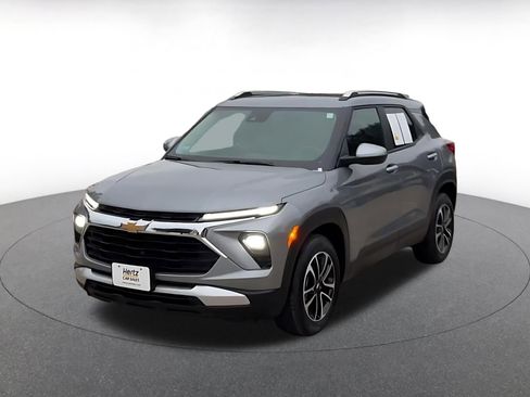 Used 2025 Chevrolet TrailBlazer LT image 7