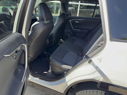 Used 2022 Toyota RAV4 XSE w/ XSE Grade Weather Package AWD/4WD image 6