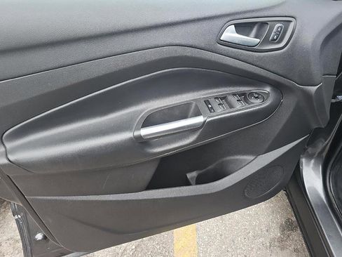 Used 2019 Ford Escape SEL image 8