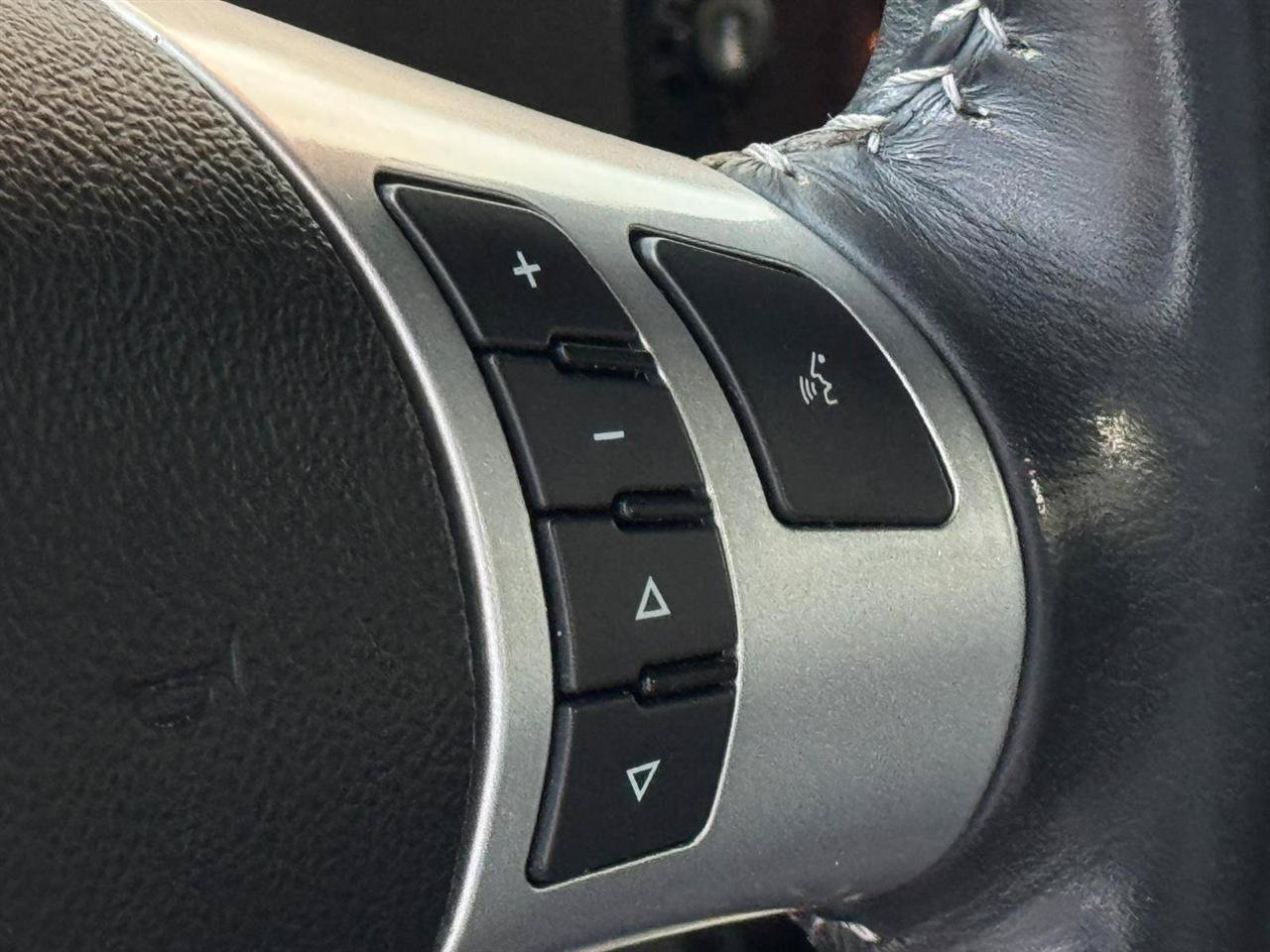 Used 2007 Saturn Sky w/ Premium Trim Pkg RWD image 7