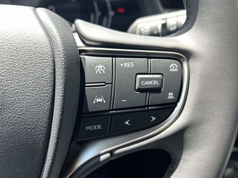 Used 2025 Lexus UX 300h FWD w/ Accessory Package (Z1) image 27