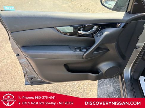 Certified 2019 Nissan Rogue Sport SV w/ Technology Package FWD image 10