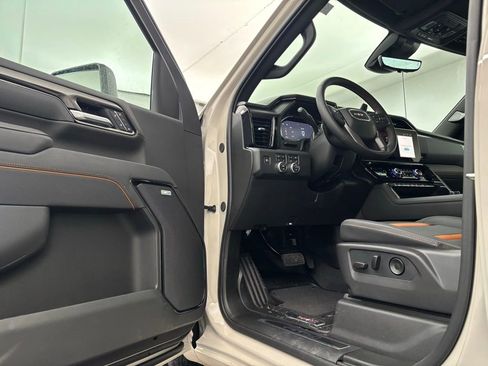 New 2026 GMC Sierra 2500 AT4 w/ AT4 Premium Plus Package image 17