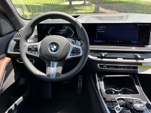 New 2027 BMW X7 xDrive40i w/ M Sport Package AWD/4WD image 19