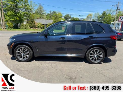 Used 2019 BMW X5 xDrive40i w/ M Sport Package AWD/4WD image 4