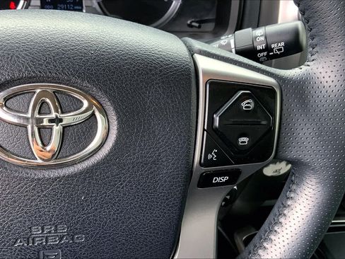 Used 2018 Toyota 4Runner SR5 Premium RWD image 24