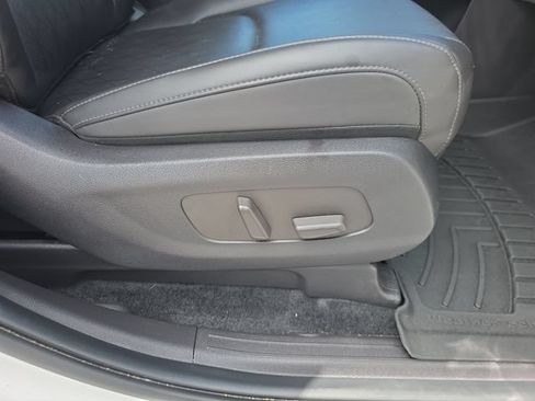 Used 2025 Kia Carnival SX FWD image 38