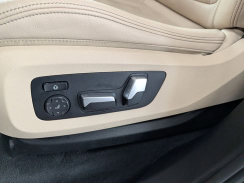 Used 2021 BMW X5 xDrive45e w/ Premium Package image 11