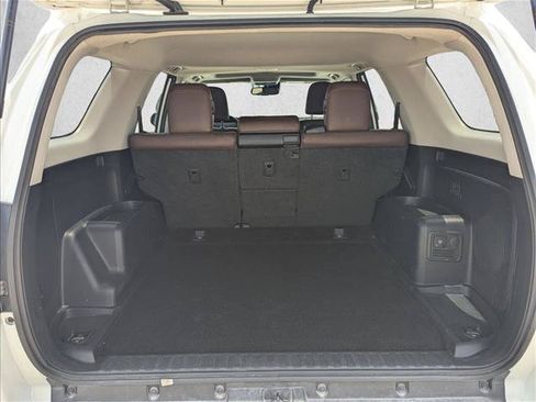 Used 2022 Toyota 4Runner Limited AWD/4WD image 6