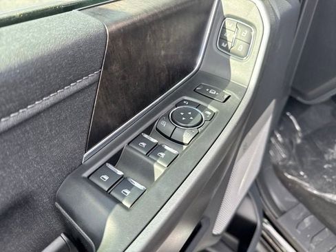 New 2026 Ford F250 Lariat w/ Chrome Package image 11