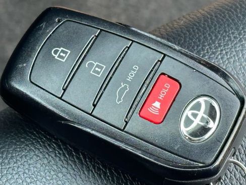 Used 2025 Toyota Camry SE FWD image 22