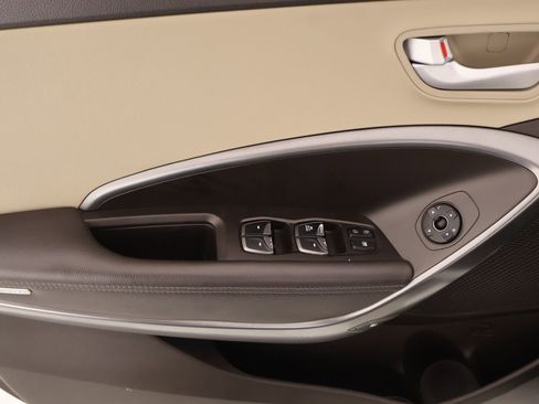 Used 2018 Hyundai Santa Fe Sport image 14