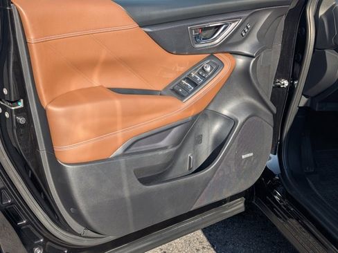 Used 2019 Subaru Forester Touring w/ Popular Package #3 image 10