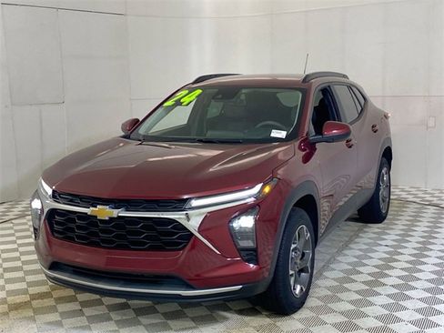 Used 2024 Chevrolet Trax LT image 20