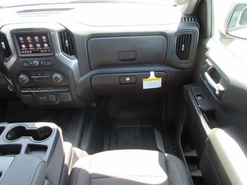 New 2026 Chevrolet Silverado 1500 Custom w/ Turbomax Blackout Package AWD/4WD image 17
