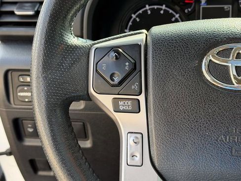 Used 2020 Toyota 4Runner SR5 Premium w/ Moonroof Package image 10