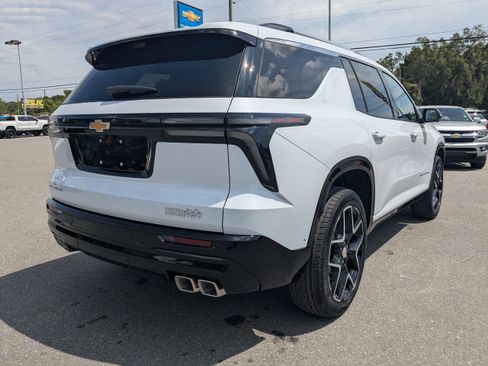 New 2026 Chevrolet Traverse High Country w/ LPO, Floor Liner Package FWD image 4