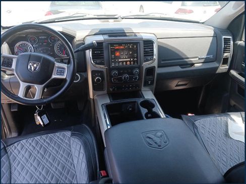 Used 2014 RAM 2500 Laramie w/ Convenience Group AWD/4WD image 6