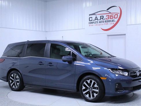 Used 2025 Honda Odyssey EX-L image 8