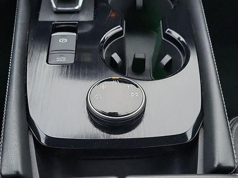 Used 2022 Nissan Rogue SL w/ SL Premium Package image 22