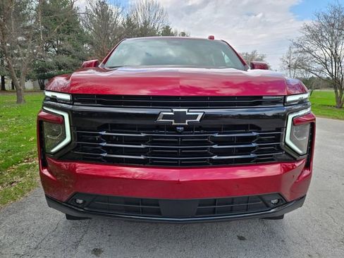 New 2026 Chevrolet Suburban RST w/ Comfort Package AWD/4WD image 13