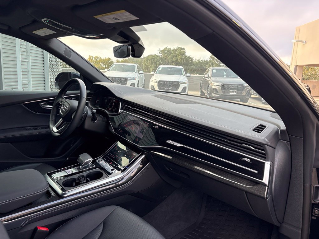 Used 2026 Audi Q8 Premium Plus AWD/4WD image 15