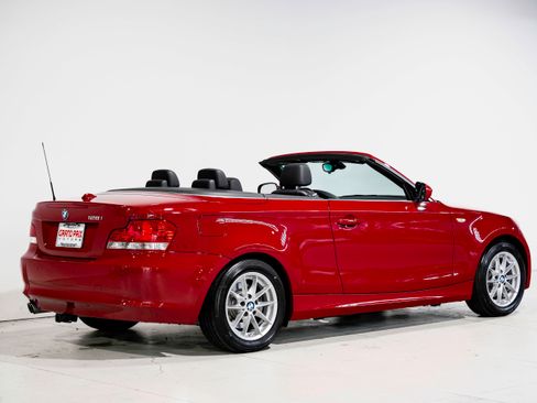 Used 2011 BMW 128i 128i image 3