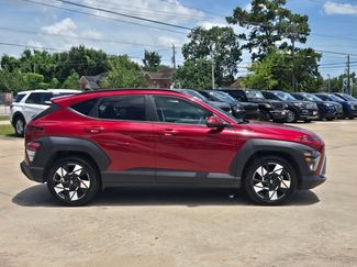 Used 2025 Hyundai Kona SEL FWD video 4
