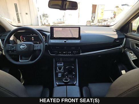 Used 2025 Nissan Rogue SL AWD/4WD image 19
