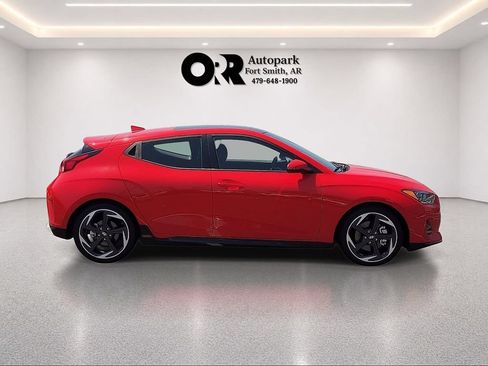 Used 2020 Hyundai Veloster Turbo FWD image 6