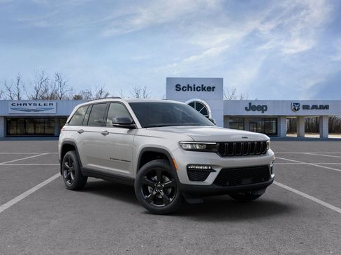 New 2025 Jeep Grand Cherokee Limited w/ Luxury Tech Group II image 5