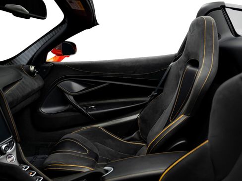 Used 2022 McLaren 720S Spider RWD image 60