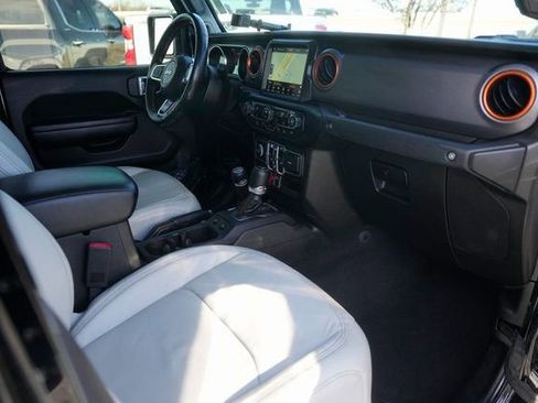 Used 2021 Jeep Gladiator Mojave image 17