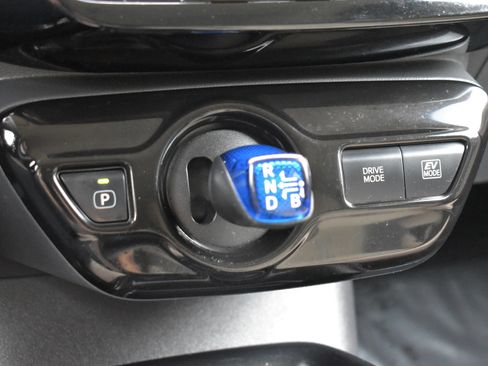 Used 2016 Toyota Prius Two FWD image 23