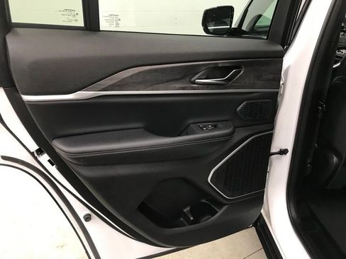 Used 2024 Jeep Grand Cherokee Limited 4xe image 26